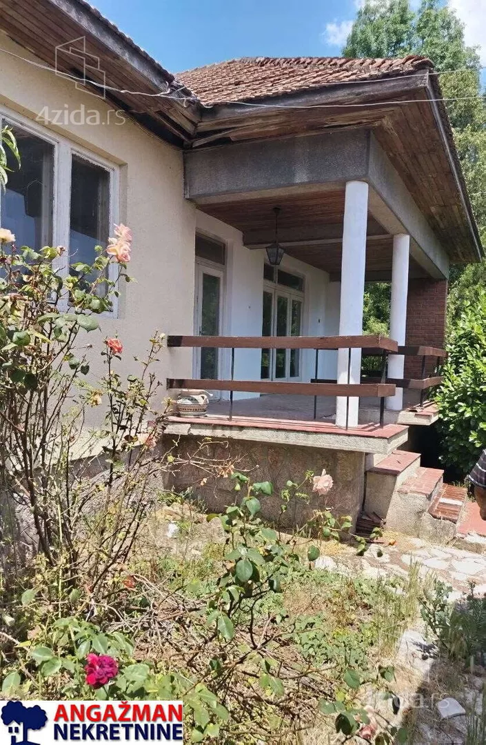 Poljoprivredno zemljište | 4zida
