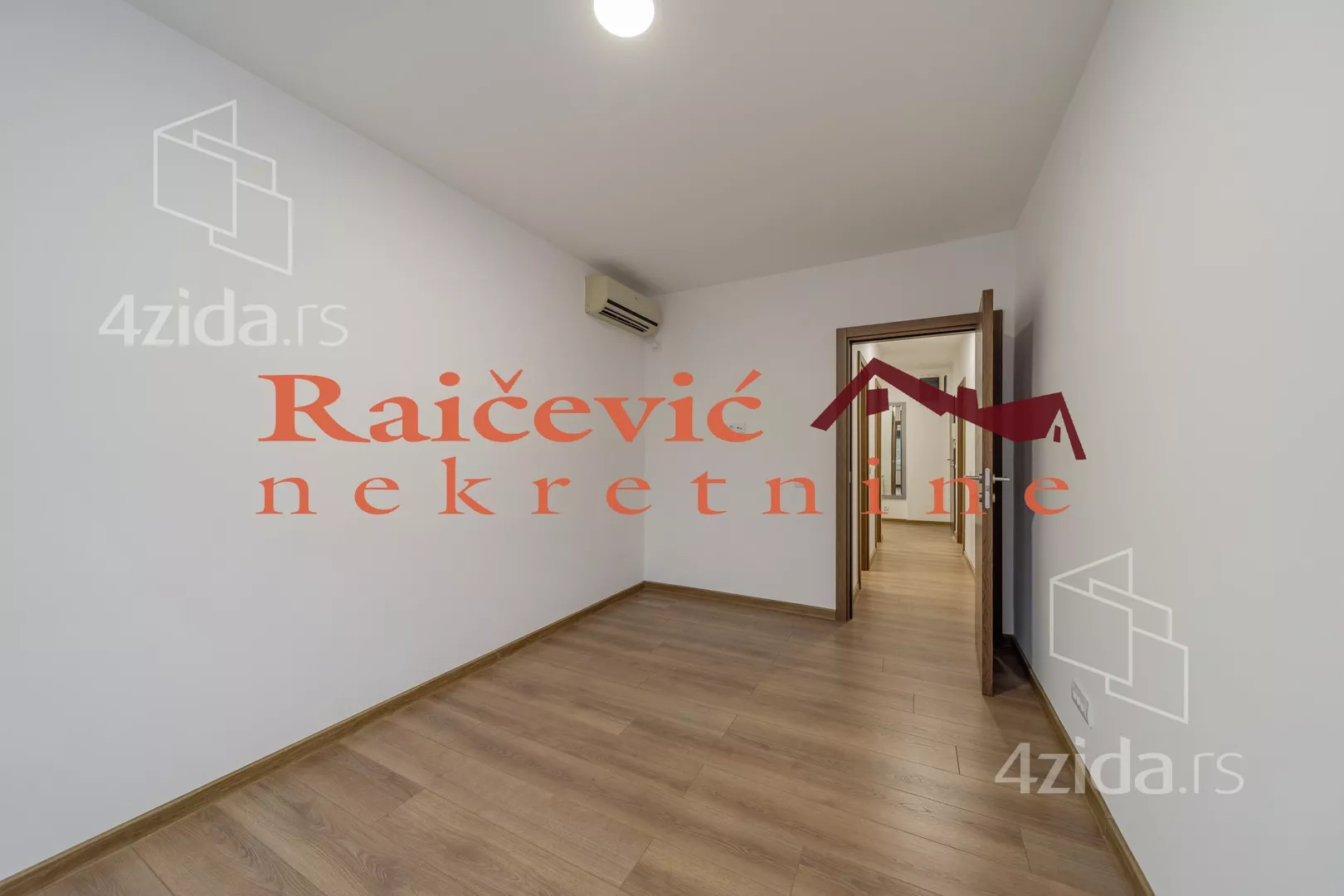 Petosoban stan | 4zida