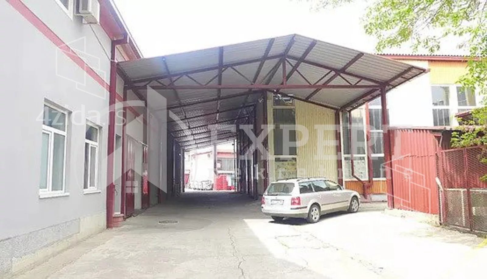 Lokal | 4zida