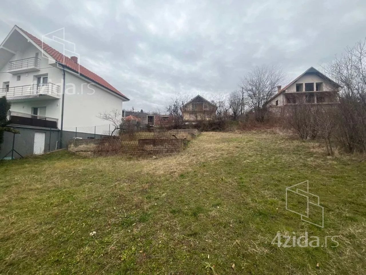 Građevinsko zemljište | 4zida