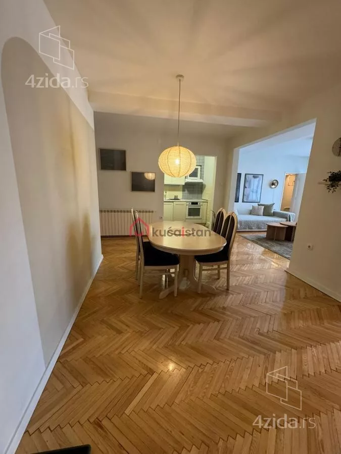 Petosoban stan | 4zida