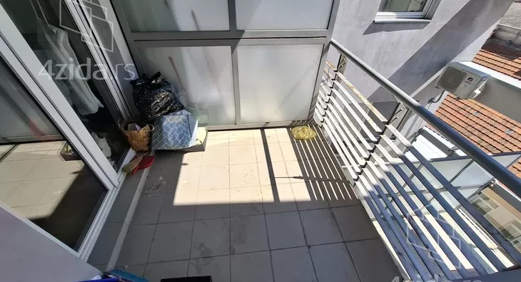 Šestosoban stan | 4zida