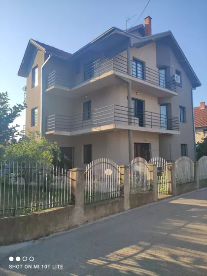 Niška Banja | 4zida.rs
