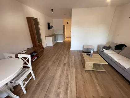 Učiteljsko Naselje | 4zida.rs