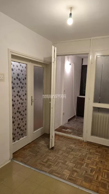 16. oktobra | 4zida.rs