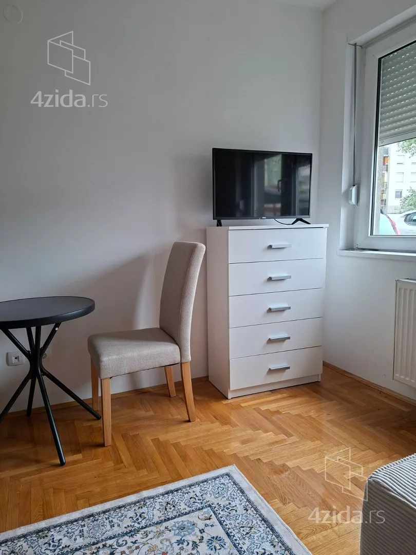 Garsonjera | 4zida