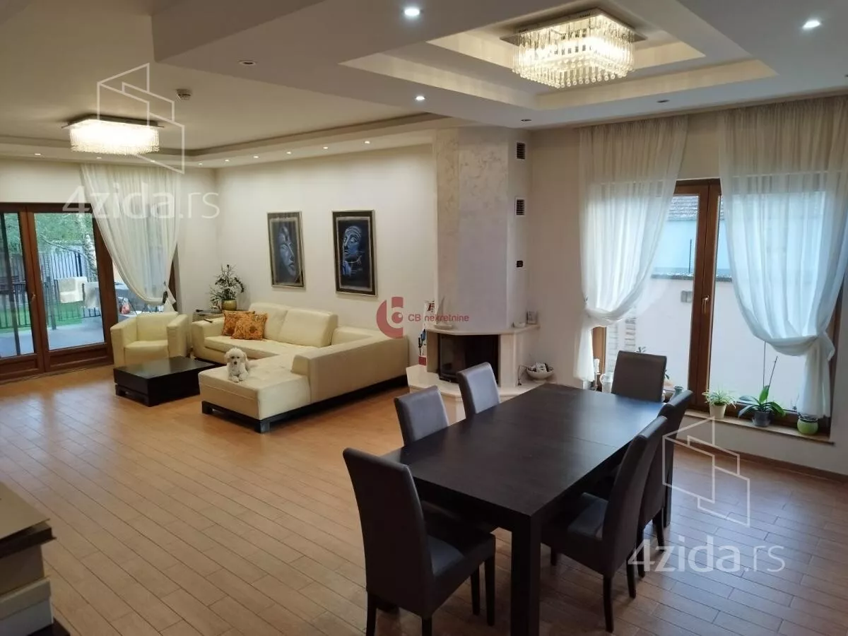 Kuća | 4zida
