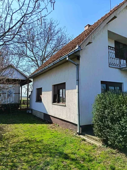 Skrađani | 4zida.rs