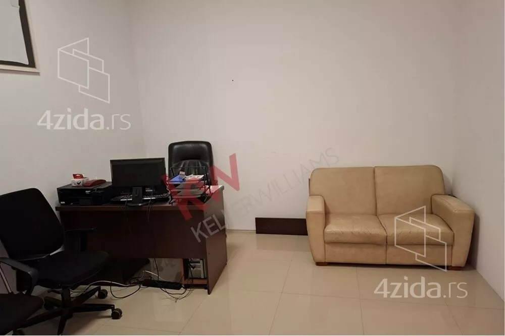 Lokal | 4zida
