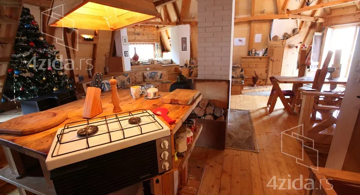 4-etažna kuća | 4zida