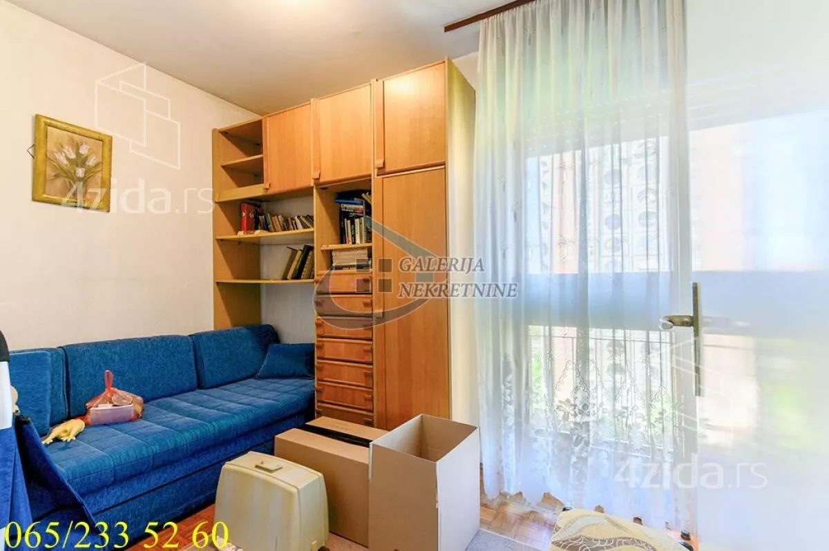 Troiposoban stan | 4zida