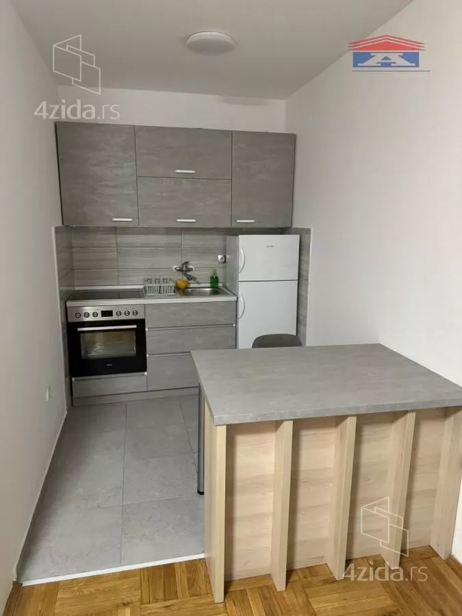 Garsonjera | 4zida