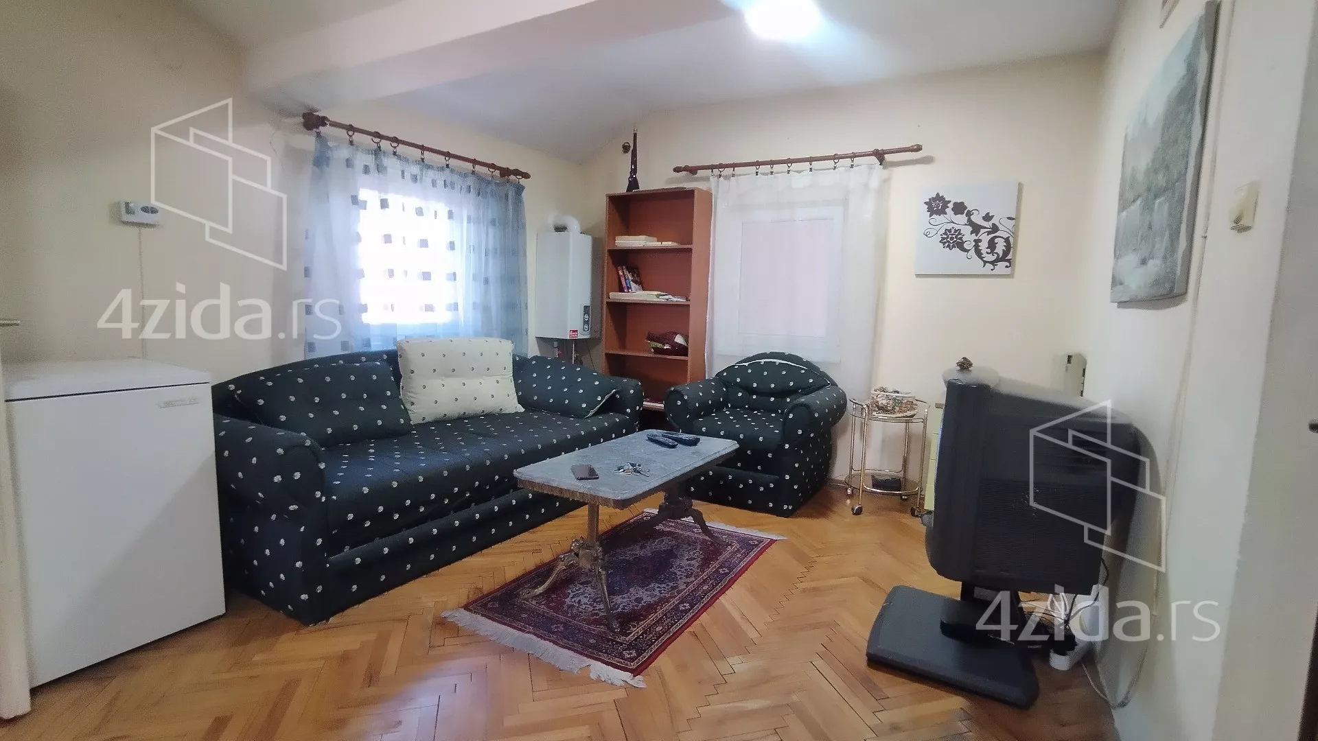 Troiposoban stan | 4zida