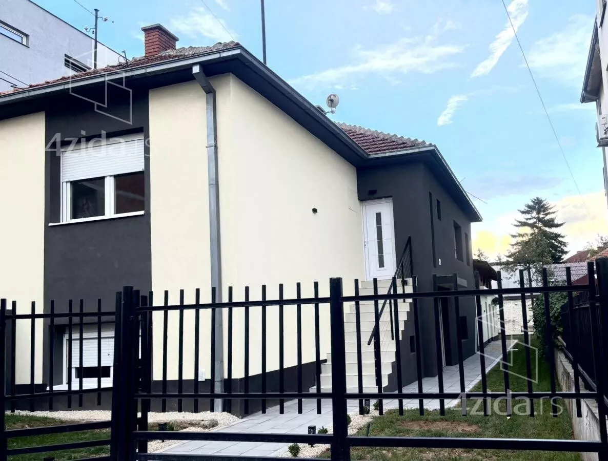 Kuća | 4zida