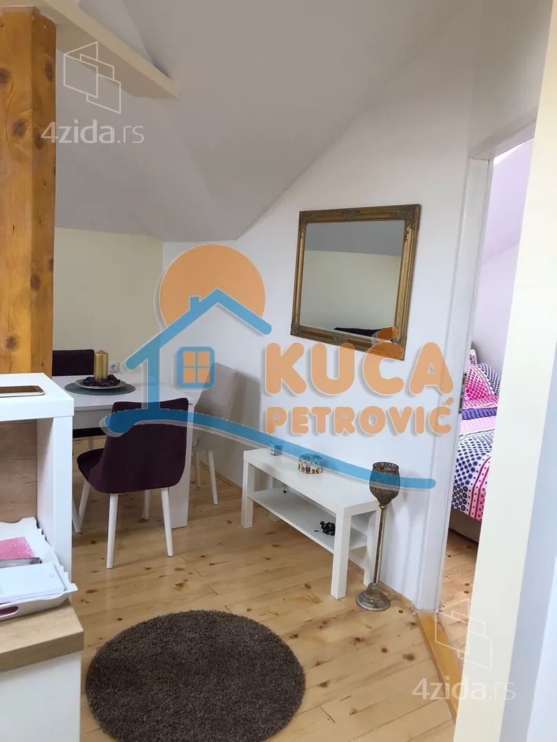 Garsonjera | 4zida