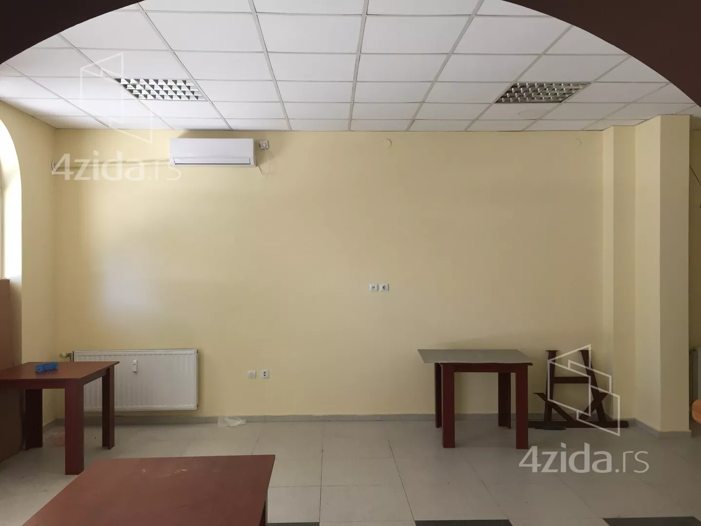 Poslovni prostor | 4zida