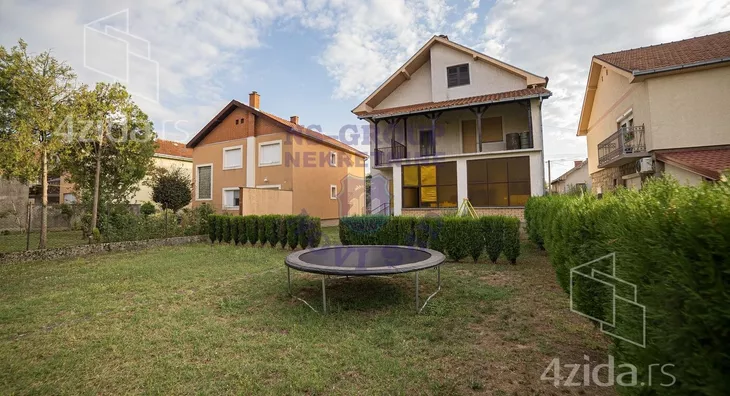 4-etažna kuća | 4zida