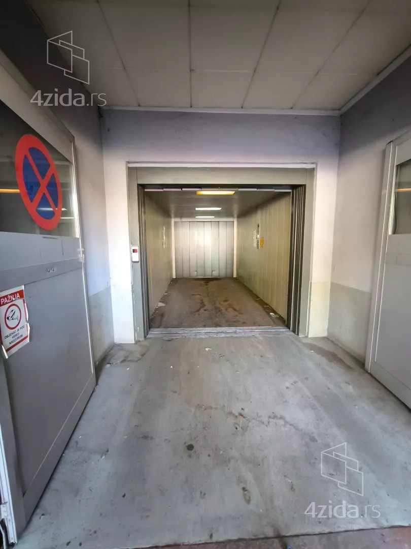 Garaža | 4zida
