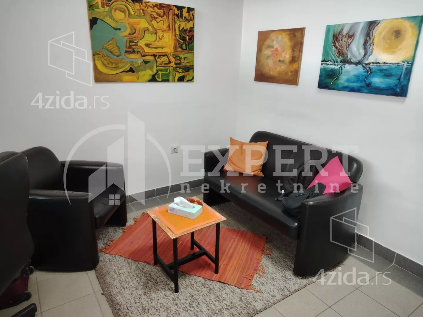 Lokal | 4zida
