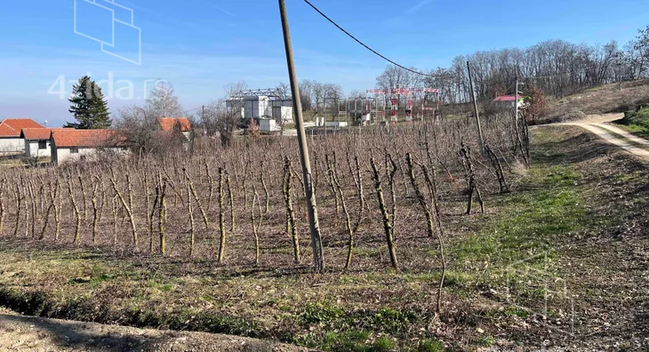 Poljoprivredno zemljište | 4zida