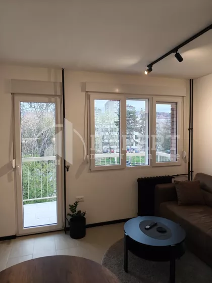 Cara Uroša | 4zida.rs