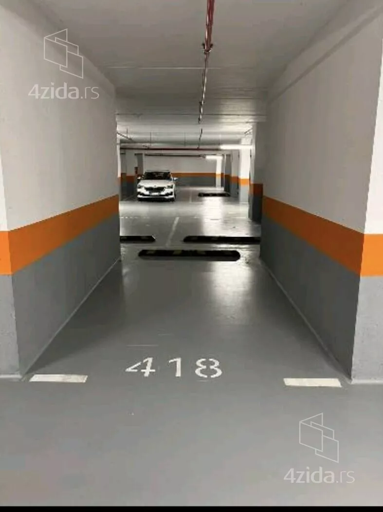 Garaža | 4zida