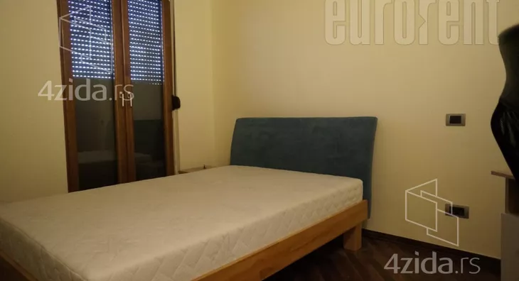 4-etažna kuća | 4zida