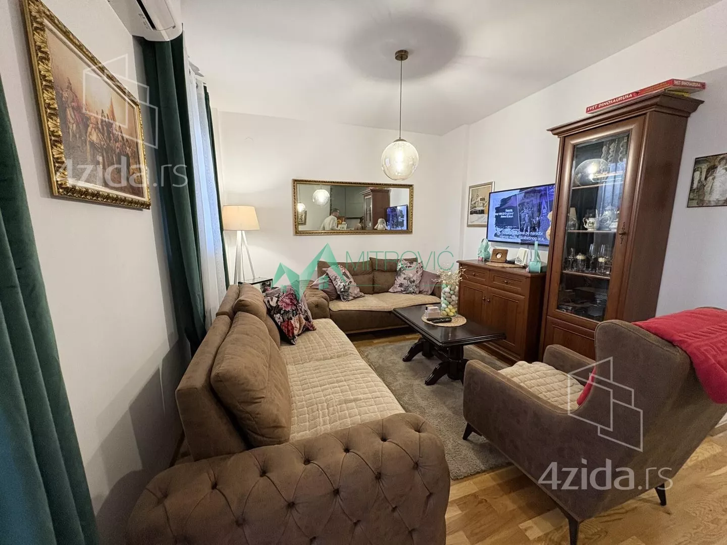 Troiposoban stan | 4zida