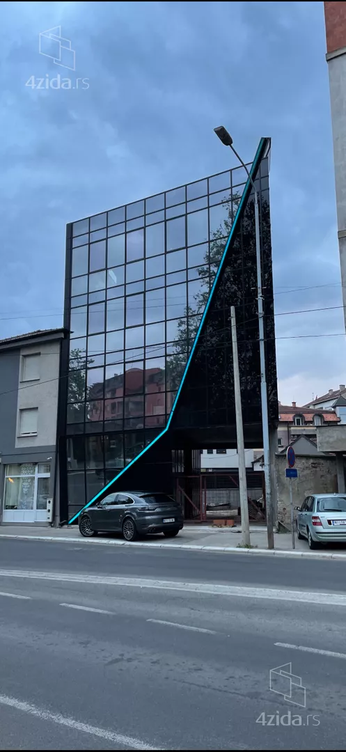 Poslovni prostor | 4zida