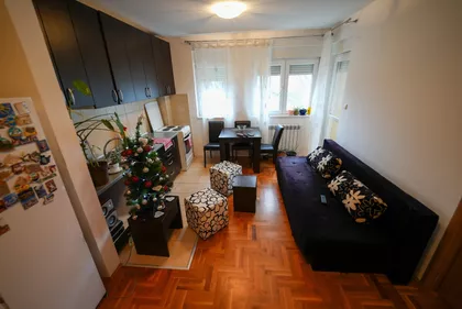 Mitrovdanska | 4zida.rs