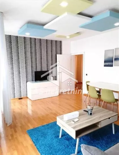 Crveni Krst Vračar | 4zida.rs