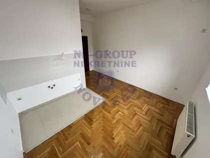 Veternička Rampa | 4zida.rs