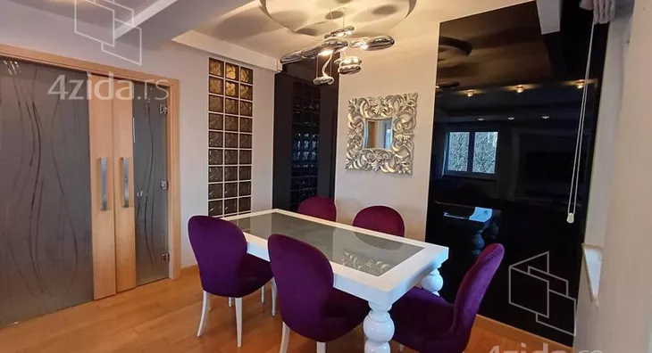 Petosoban stan | 4zida