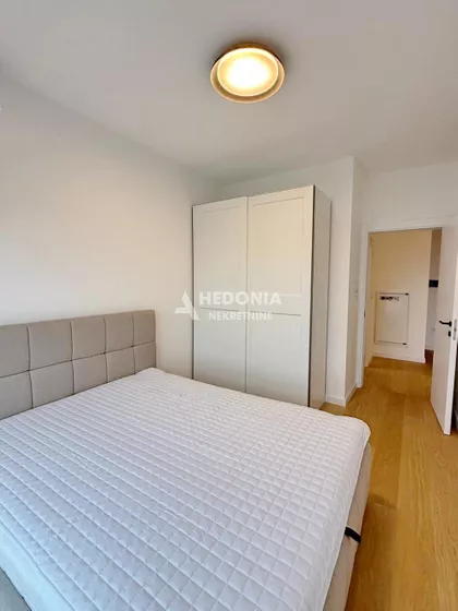 Pregrevica | 4zida.rs