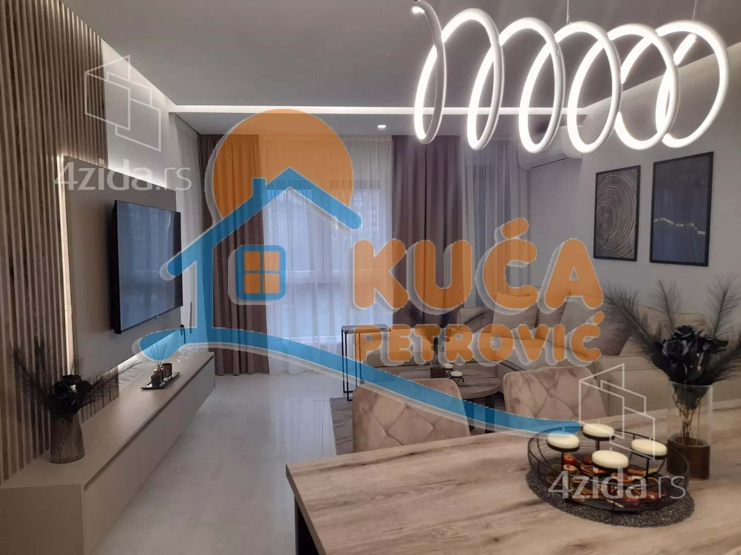 Dvoiposoban stan | 4zida