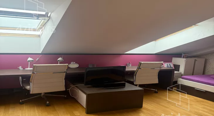 Četvoroiposoban stan | 4zida