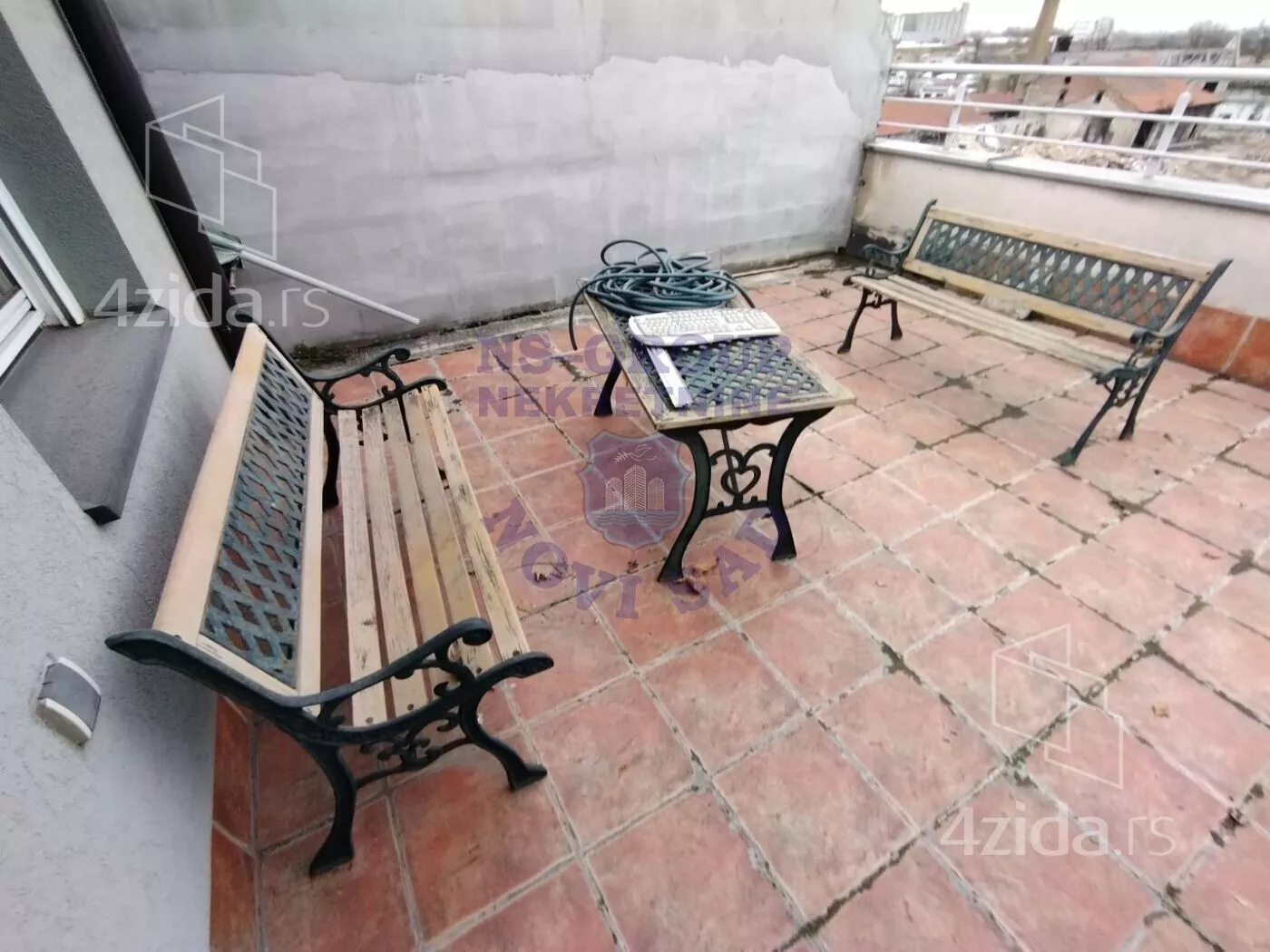 Dvoiposoban stan | 4zida