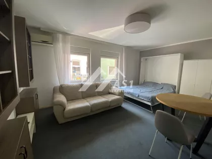 Hadžić Svetića | 4zida.rs