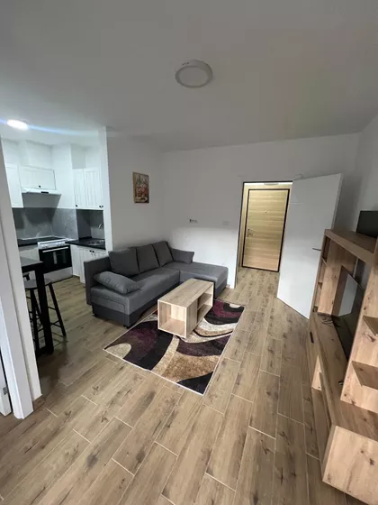 21.Oktobra 21 | 4zida.rs