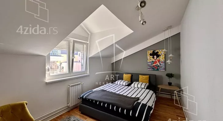 Šestosoban stan | 4zida