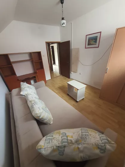 Ruža | 4zida.rs