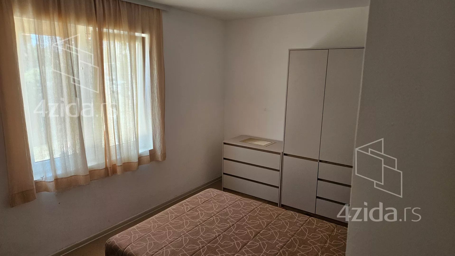 Сдается трехкомнатная квартира, Orašačka 1, 350€, 64m² — фото