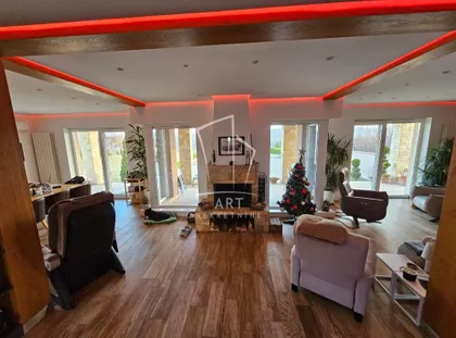 Vase Čarapića | 4zida.rs