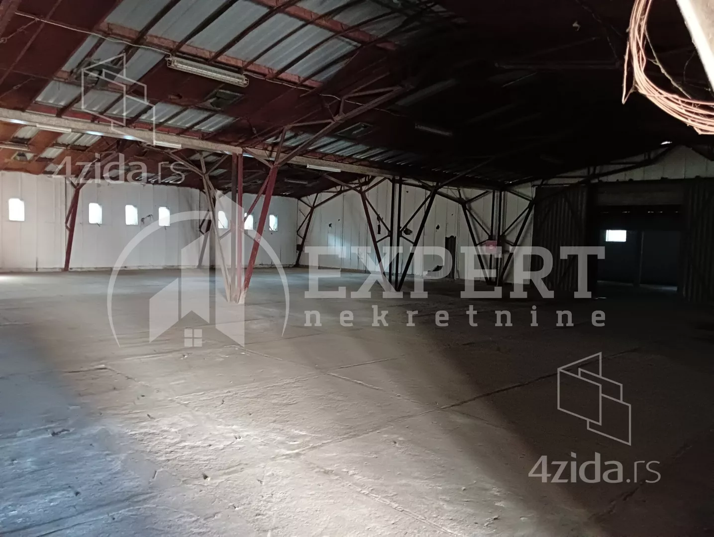Lokal | 4zida