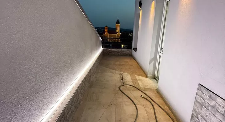 Četvoroiposoban stan | 4zida