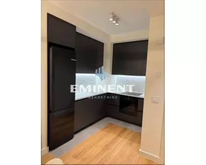 Nikolaja Kravcova | 4zida.rs