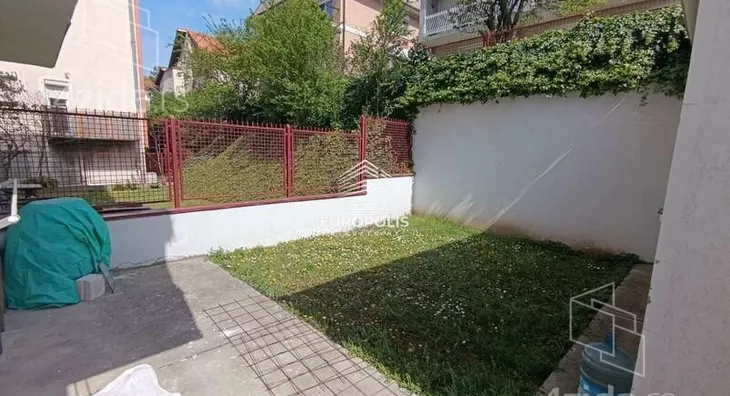 5-etažna kuća | 4zida