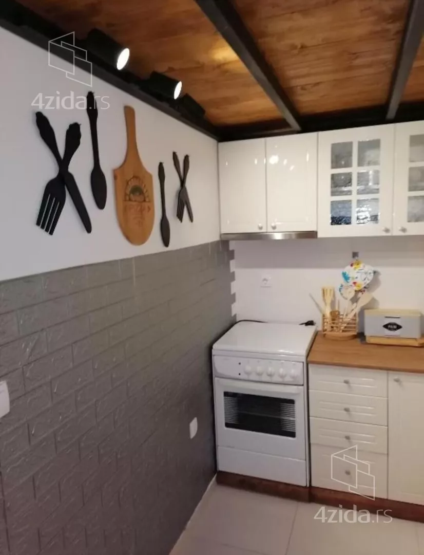Jednosoban stan | 4zida