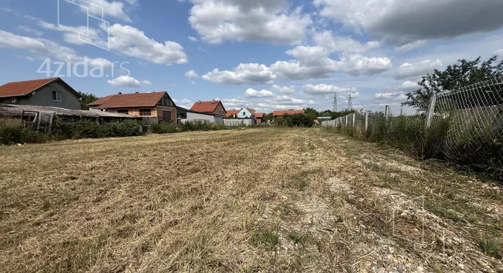 Plac | 4zida