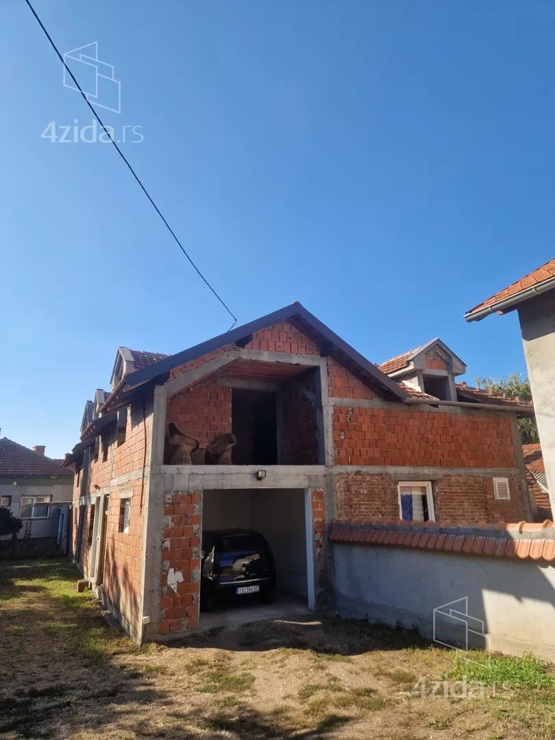 2-etažna kuća | 4zida